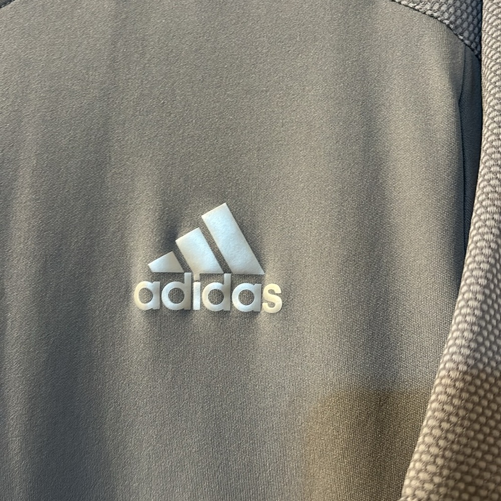 Adidas Climalite Basic Tee Size Large - image 2